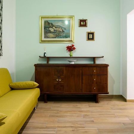 Stazione Treni - Wi-Fi & Netflix Cozy Space Apartment Salerno Exterior photo